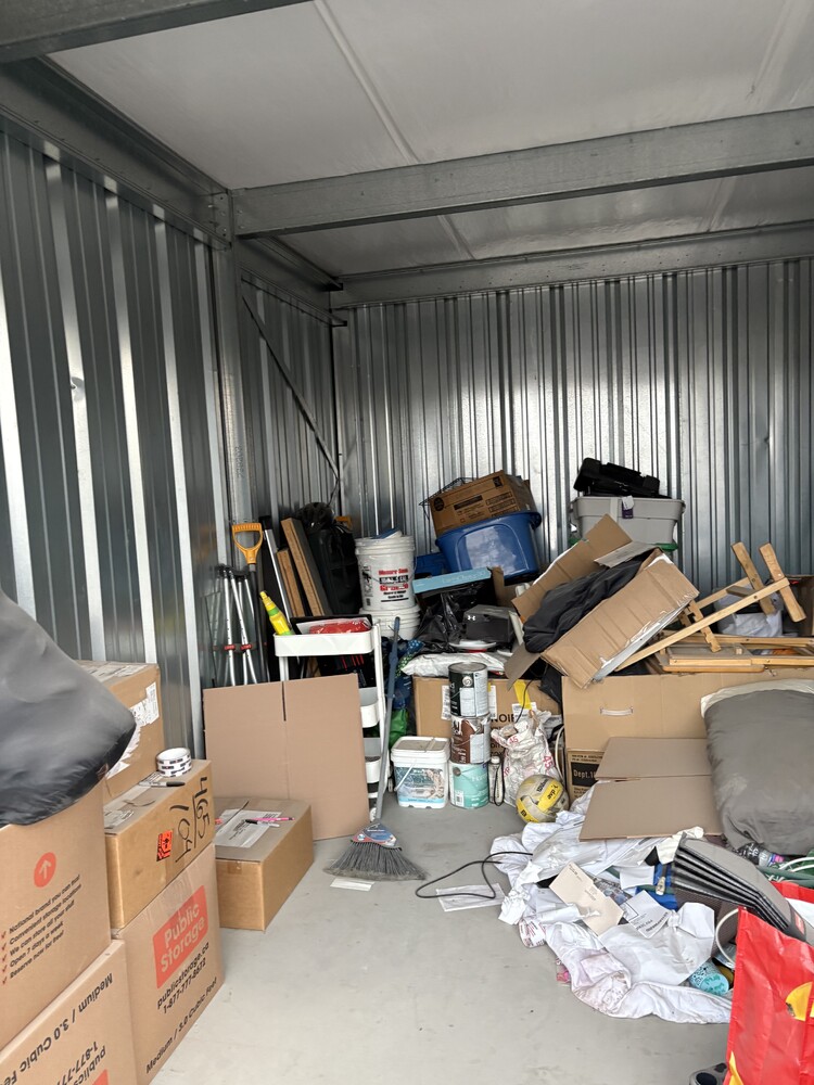 Public Storage P0067 - 951 Chem. Vanier  auction IB-9542