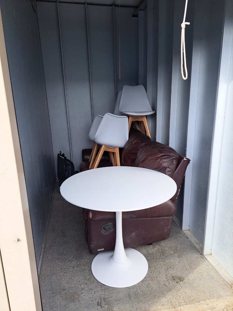 3004 - StorageMart St Thomas  auction IB-7467 50