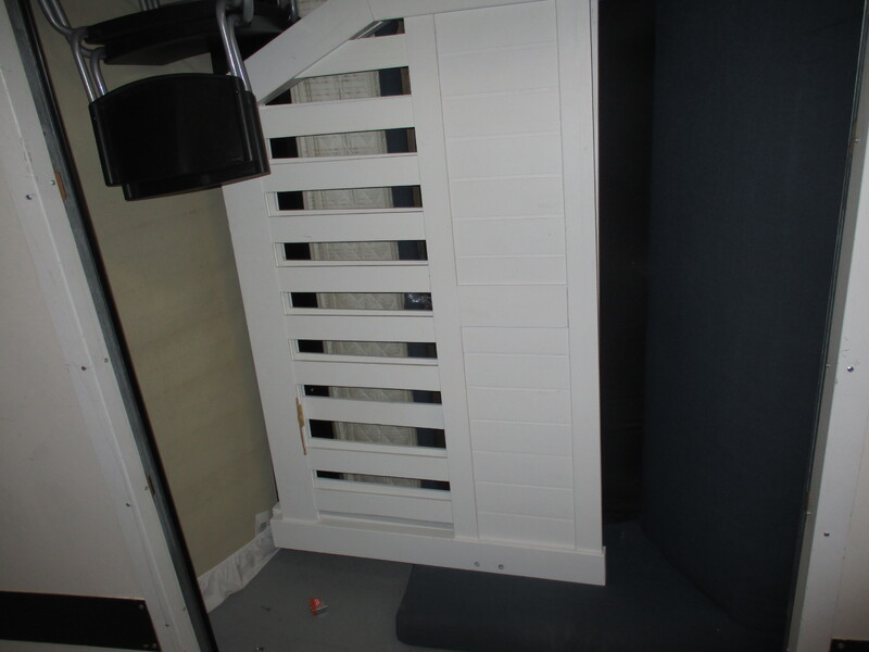 Public Storage P0029 -Braid St  auction IB-8555 10