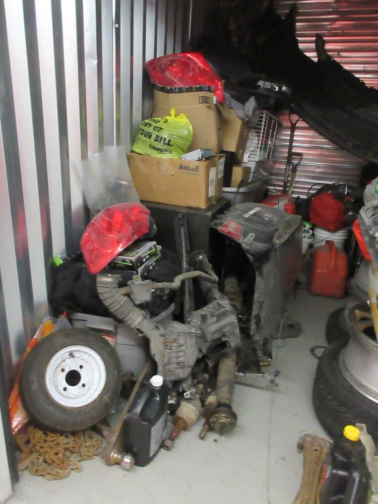 3024 - StorageMart Arrow Rd  auction IB-2035