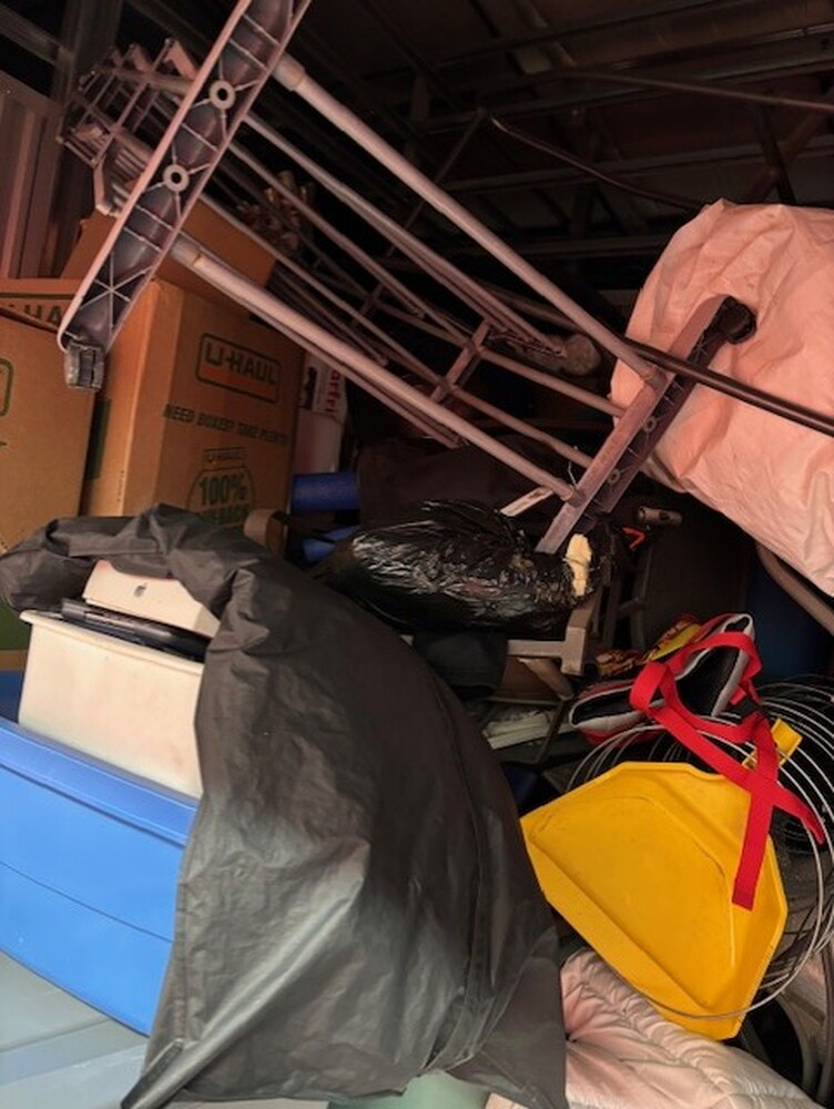 3026 - StorageMart Burlington  auction IB-4250 40