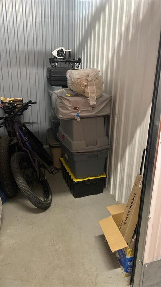 Montreal Mini-Storage - Canal  auction IB-9429