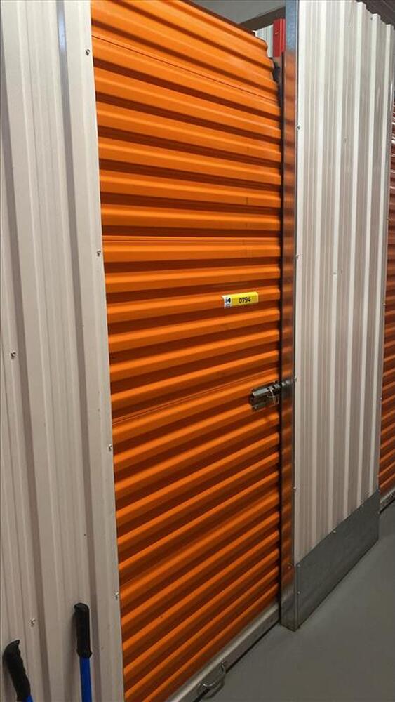 Montreal Mini-Storage - Canal  auction IB-9429 10