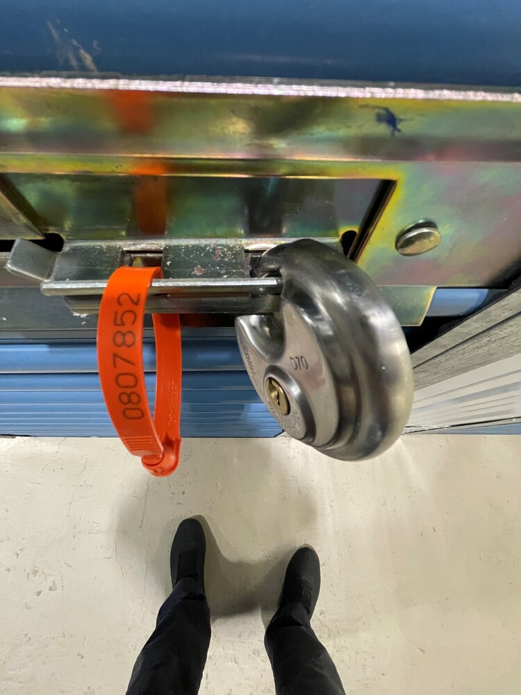 Self Stor - Toronto East  auction IB-4862