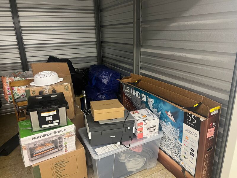 L224 - Access Storage - 195 Cartwright -   auction IB-9102