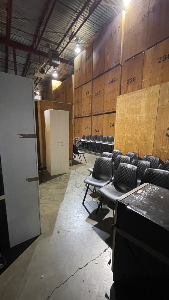 Ferguson Moving North Vancouver  auction IB-4089 60