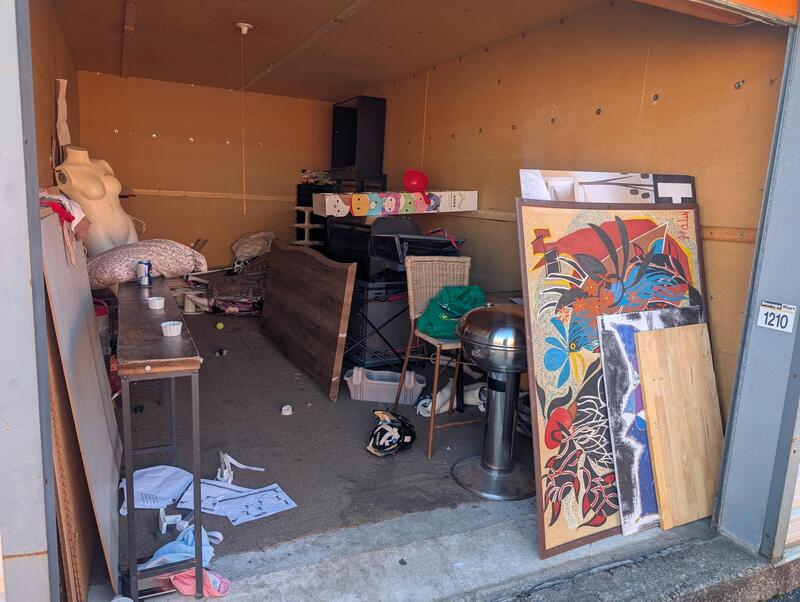 3104 - StorageMart Beauport  auction IB-2761 10