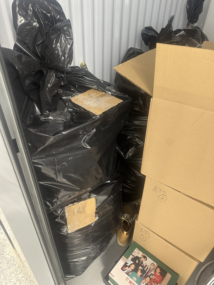 Q SELF STORAGE  auction IB-5796 30