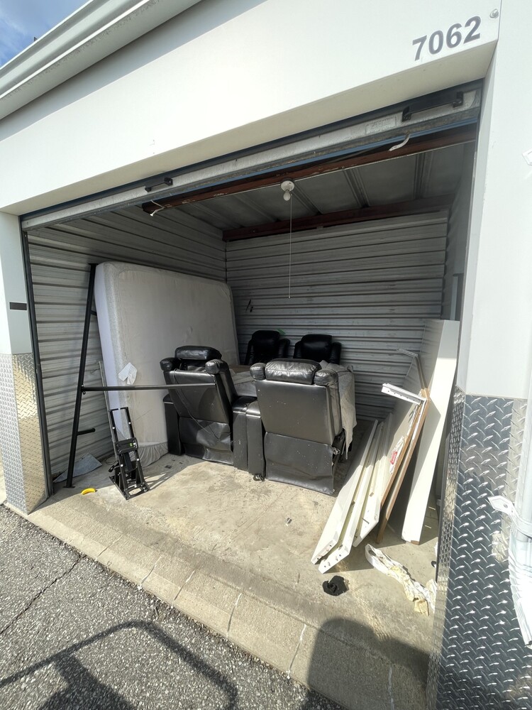 L004 - Access Storage - 143 Heartlake Road -   auction IB-1152 10