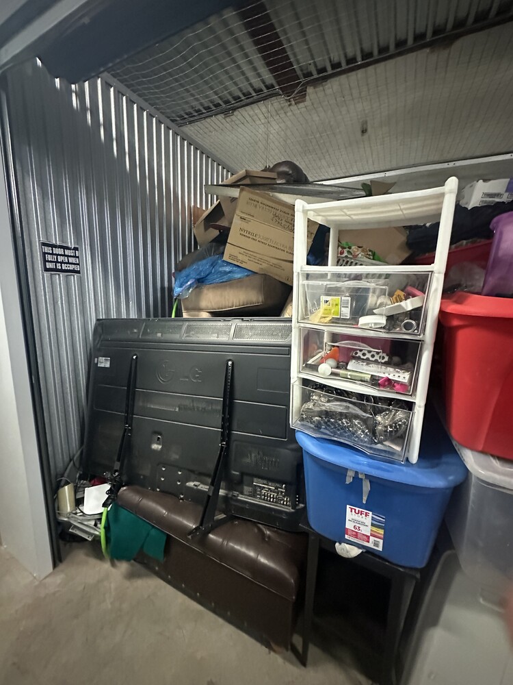 L083 - Sentinel Storage - 33433 North Railway Ave -   auction IB-3968 20