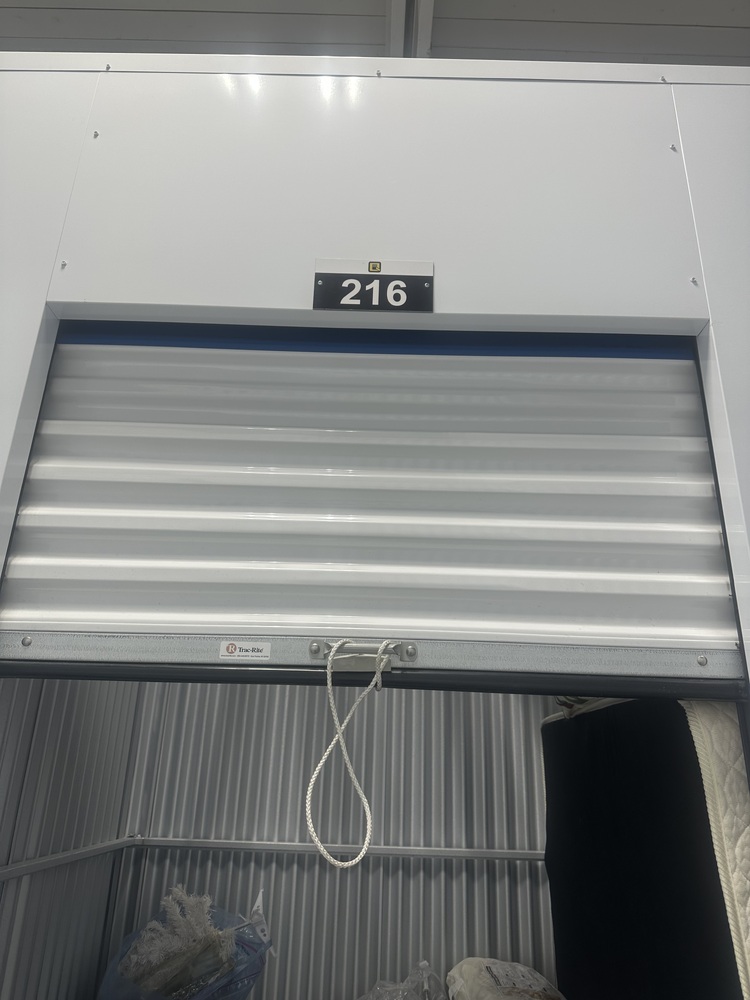Q SELF STORAGE  auction IB-9483