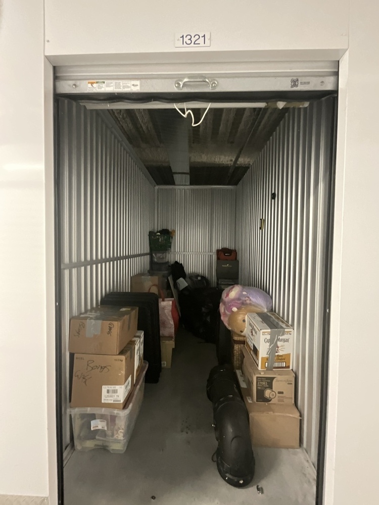 SmartStop Self Storage -  Fox St Oshawa  auction IB-6591