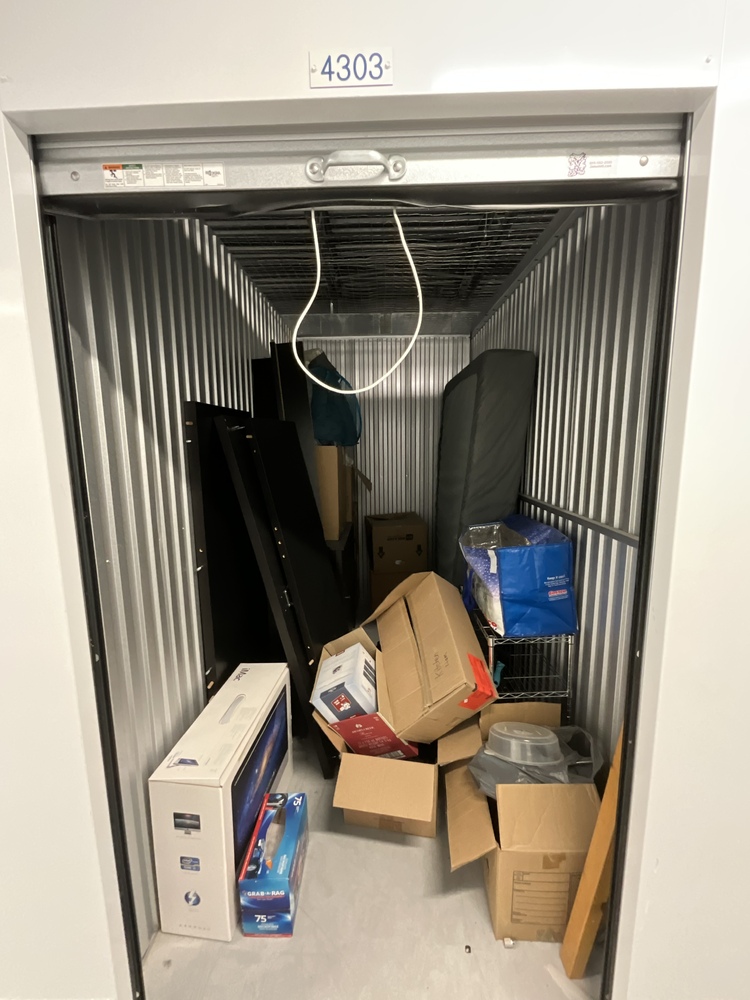 SmartStop Self Storage -  Fox St Oshawa  auction IB-1399