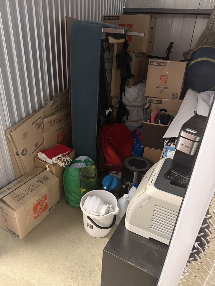 3019 - StorageMart 345 Danforth Road  auction IB-4209