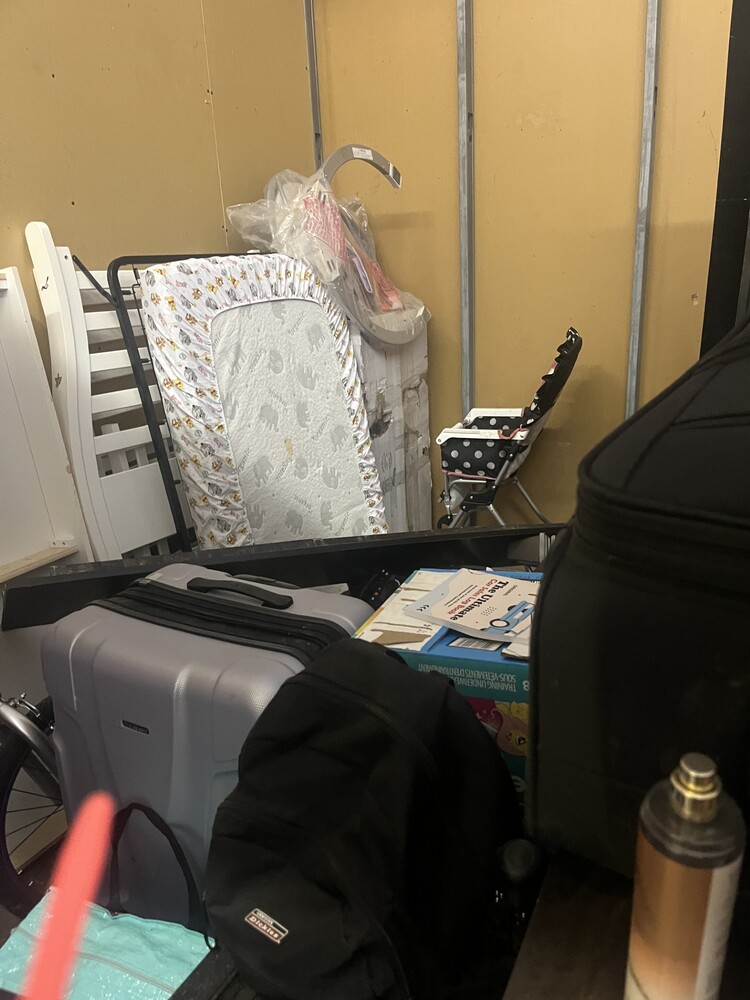 L008 - Access Storage - 71 Rosedale Ave -   auction IB-4522 40