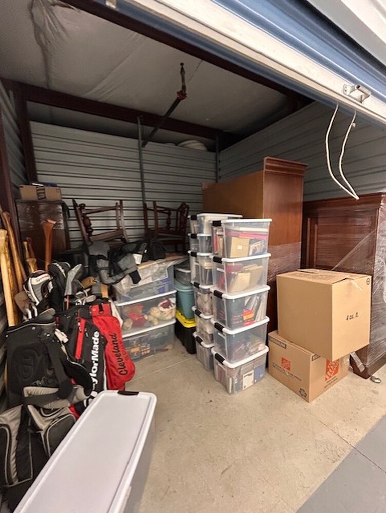 3032 -StorageMart  Ajax  auction IB-2382 20