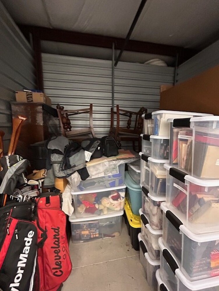 3032 -StorageMart  Ajax  auction IB-2382 30