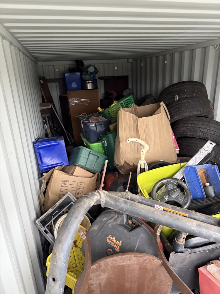 Box It Up - Chilliwack  auction IB-3227