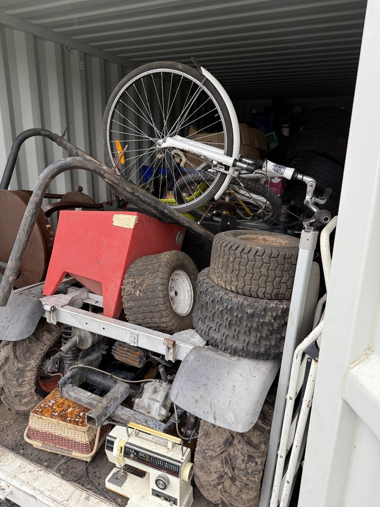 Box It Up - Chilliwack  auction IB-3227 40