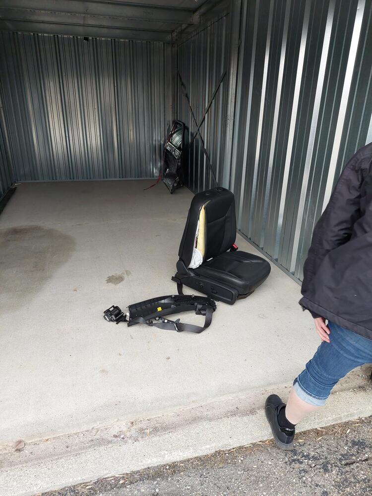 1-800 Better Storage of Grand Blanc  auction IB-8944