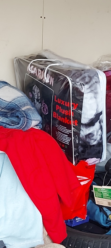 L066 - Trans Can Mini Stor and PUPS Portable -   auction IB-4128 60