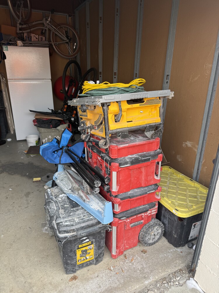 Public Storage P0007 - Arrow Rd  auction IB-8297 40