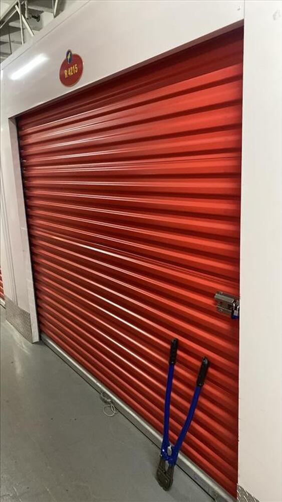 Montreal Mini-Storage - Dollard  auction IB-5916