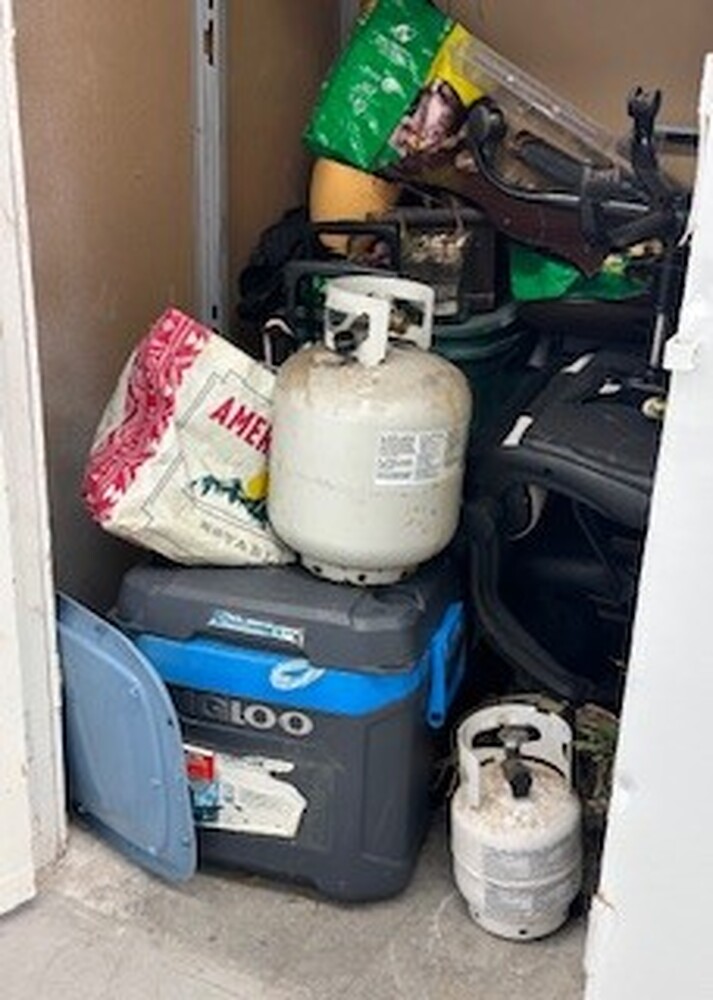 Public Storage P0011 -Queensway E  auction IB-8965 20