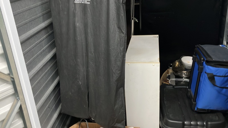 Advanced Self Storage  - North Vancouver  auction IB-2699 90