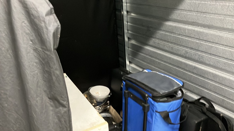 Advanced Self Storage  - North Vancouver  auction IB-2699 150