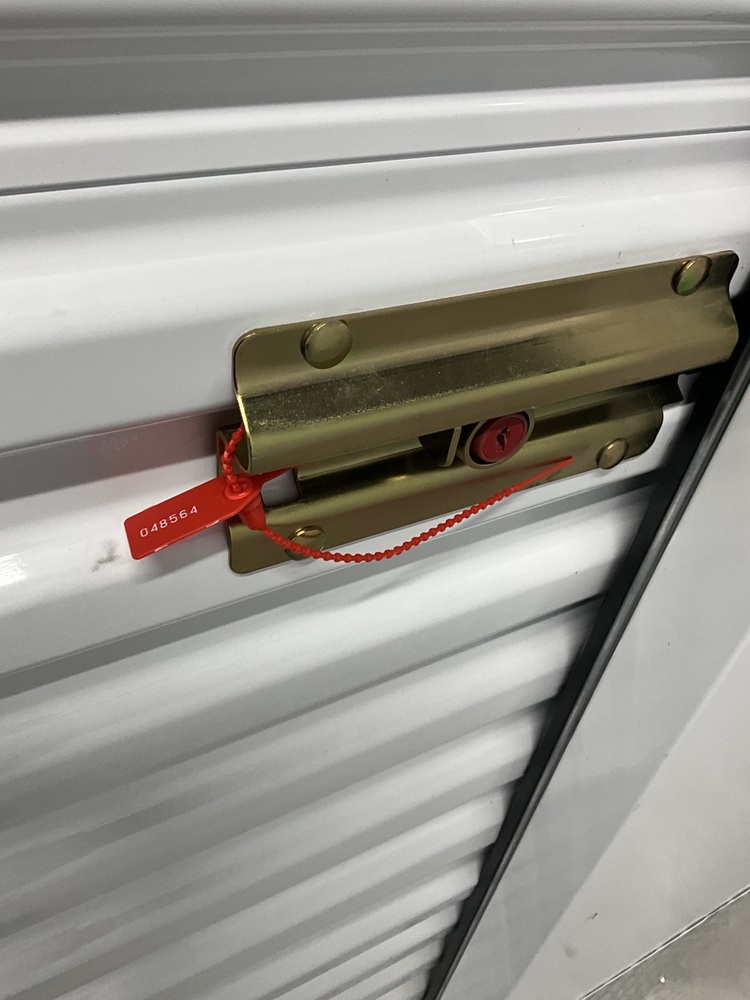 SmartStop Self Storage - Milner Av Scarborough  auction IB-7754