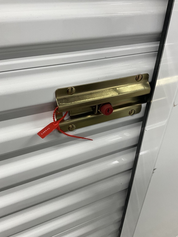 SmartStop Self Storage - Milner Av Scarborough  auction IB-6164