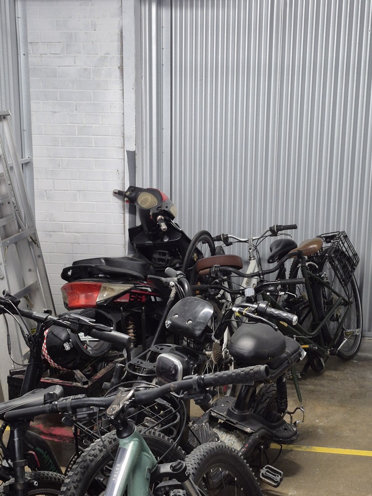 L169 - Access Storage  - 150 Duncan Mill Rd -   auction IB-2515