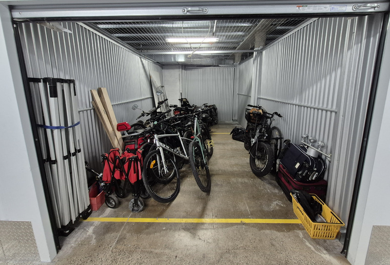 L169 - Access Storage  - 150 Duncan Mill Rd -   auction IB-2515 40