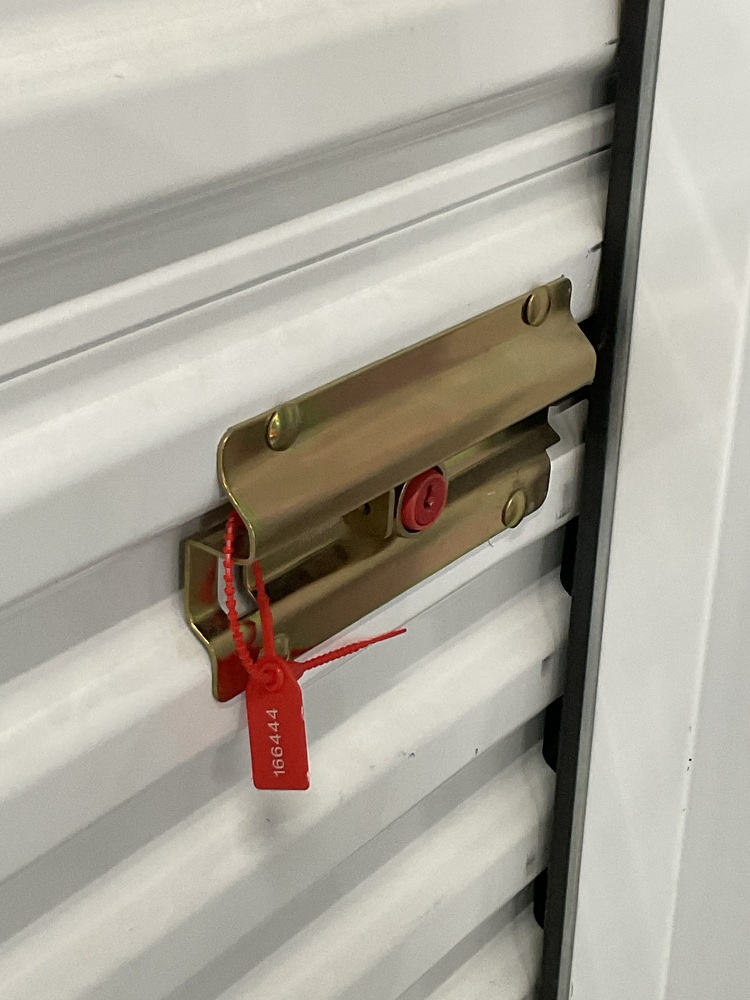 SmartStop Self Storage - 50 Cityview Vaughan  auction IB-6547