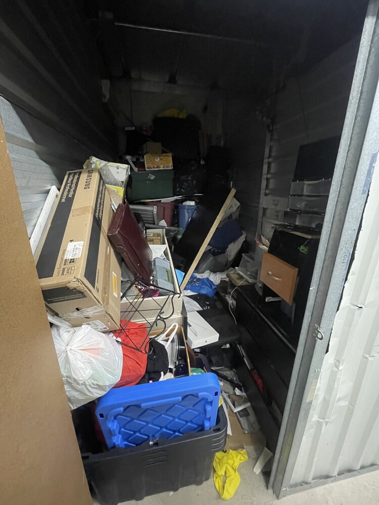 L004 - Access Storage - 143 Heartlake Road -   auction IB-9905 20