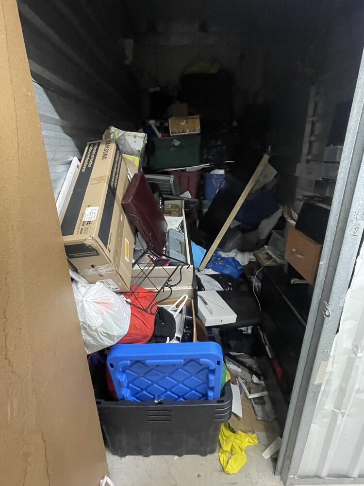 L004 - Access Storage - 143 Heartlake Road -   auction IB-9905 30