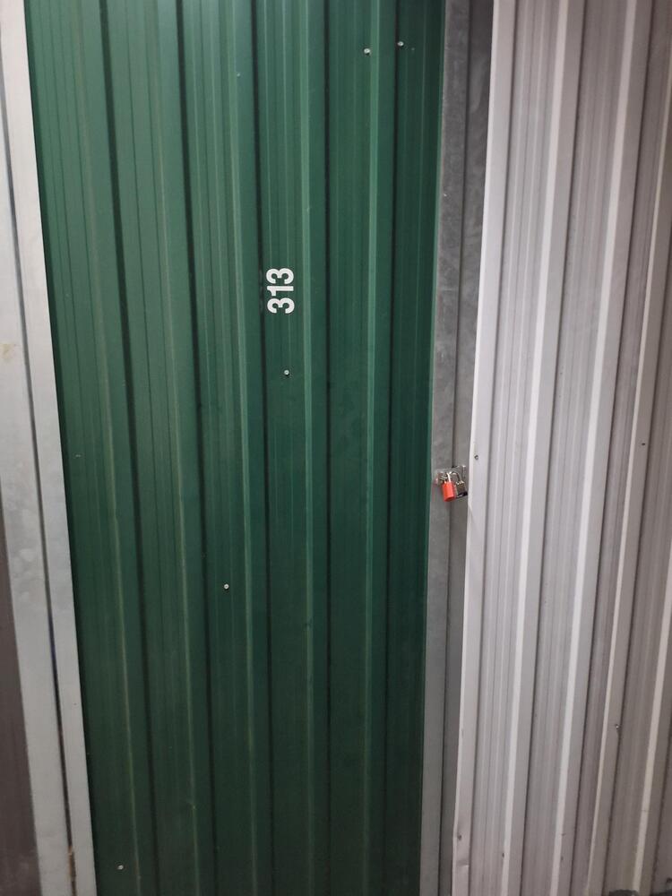 L020 - Depotium Mini-Entrepot - 1819 Rue Montcalm -   auction IB-6337