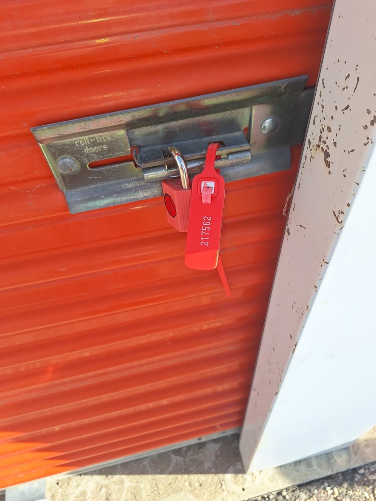 L197 - Sentinel Storage - 88 Petrolia Dr. - Red Deer South   auction IB-8155 10