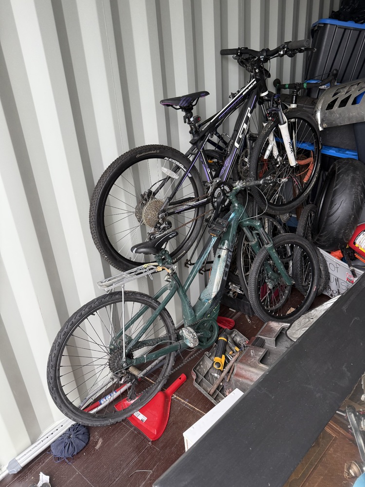 Box It Up - Chilliwack  auction IB-3490 20