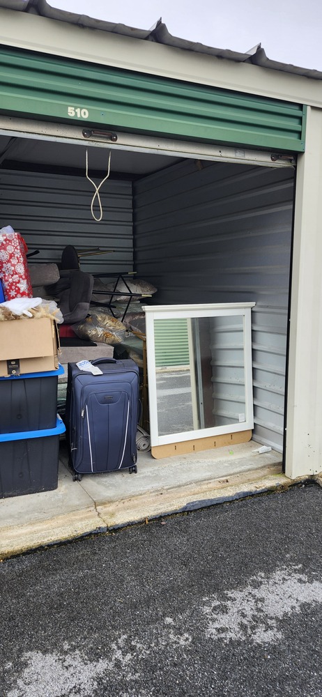 DEStorage.com - Milford   auction IB-9010