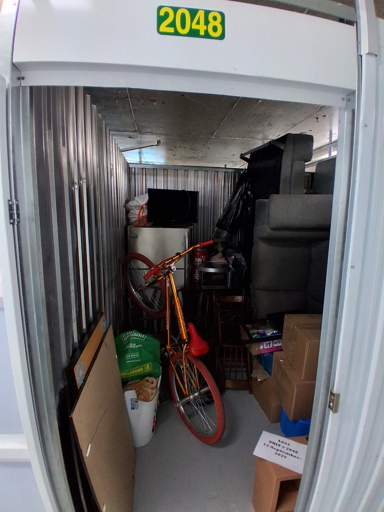 L033  - Depotium Mini-Entrepot - 8469 8iÃ¨me Avenue -   auction IB-5958 30