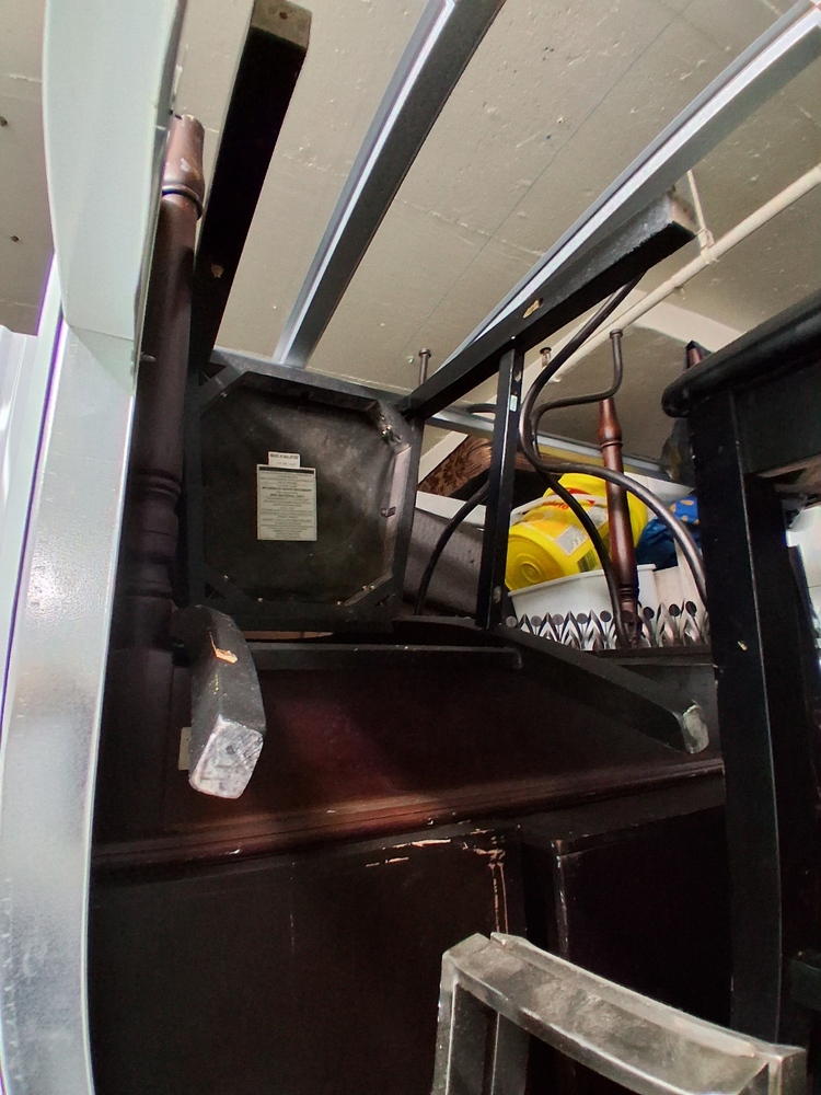 L033  - Depotium Mini-Entrepot - 8469 8iÃ¨me Avenue -   auction IB-6133 20