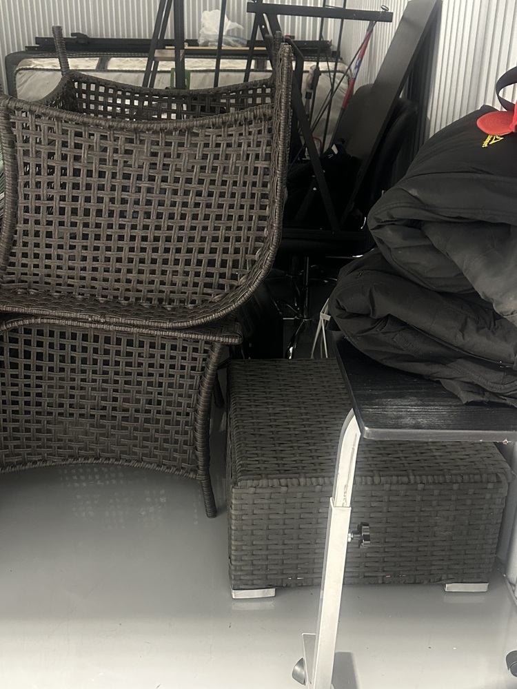 Q SELF STORAGE  auction IB-5730 40