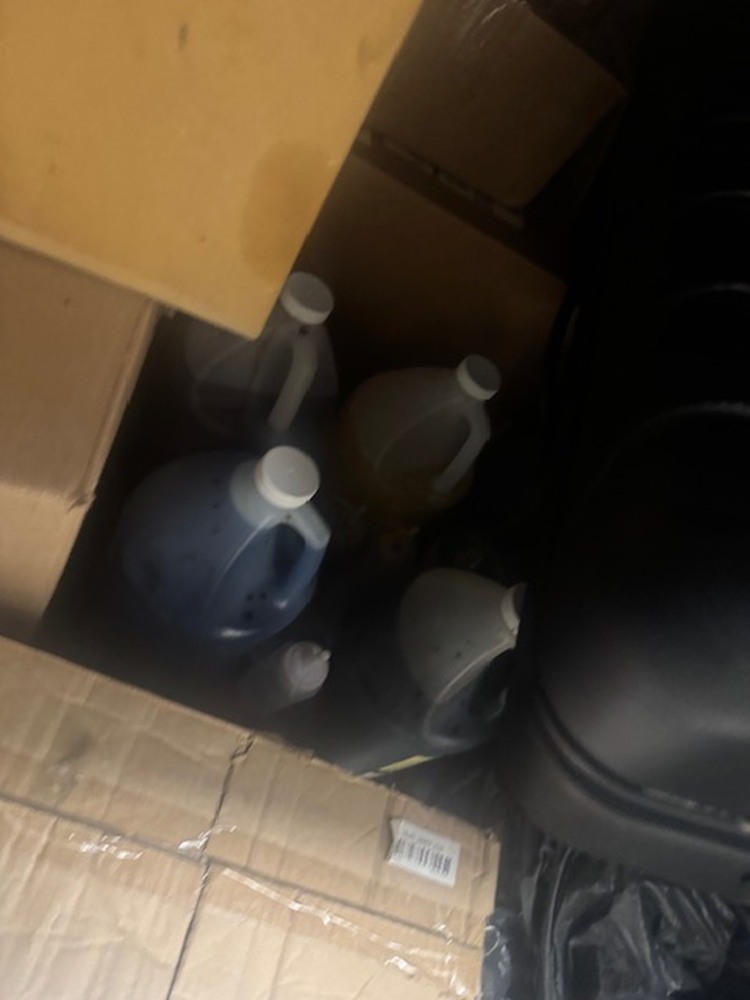 3014 - StorageMart Trethewey Dr Toronto  auction IB-6640 10