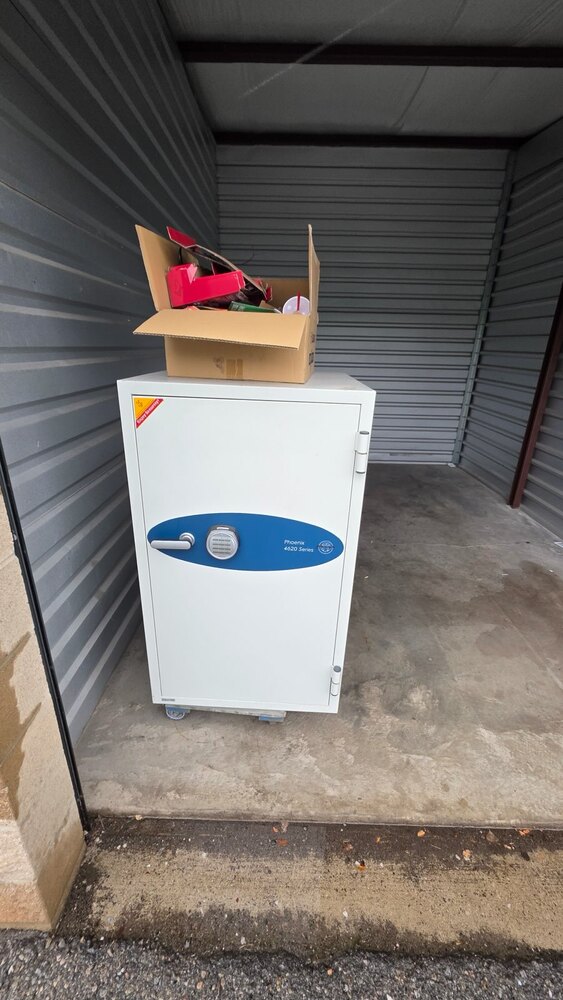 1-800-Self-Storage.com of  Melvindale, Michigan  auction IB-7436