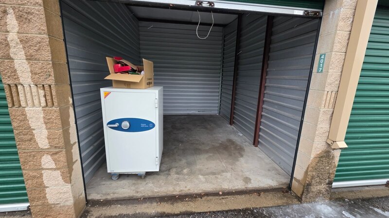 1-800-Self-Storage.com of  Melvindale, Michigan  auction IB-7436 10