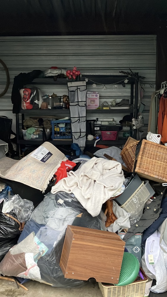 Advanced Self Storage  - North Vancouver  auction IB-2049 10