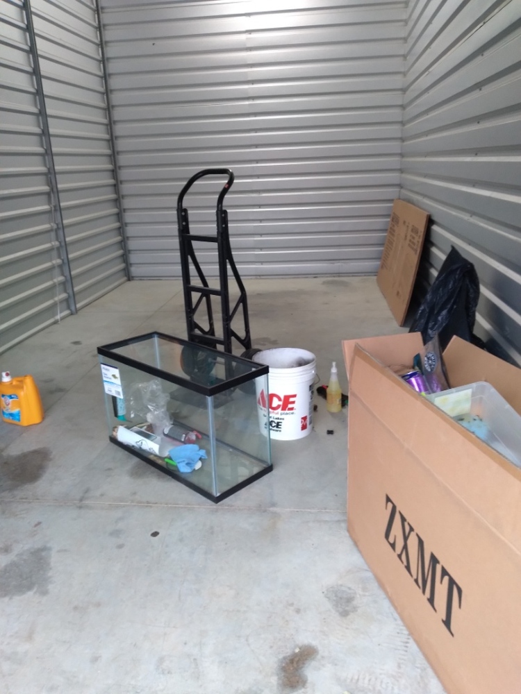 1-800-Self-Storage.com of Grand Blanc  auction IB-9592