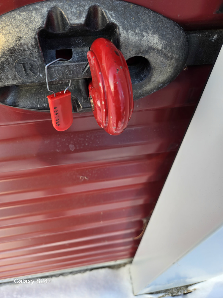 1-800-Self-Storage.com of Grand Blanc  auction IB-9087 30